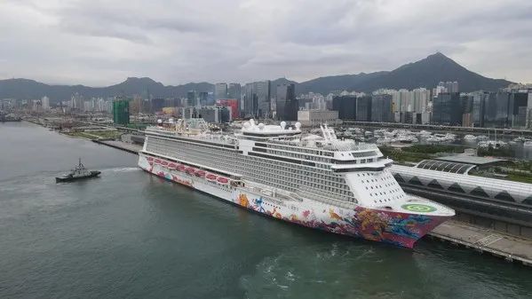新疆被游客擠爆！旅游行業(yè)如何做好暑假公關(guān)傳播？