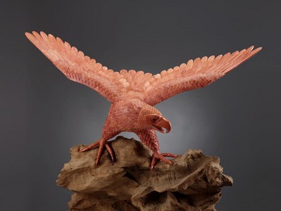 綺麗珊瑚 - 《鵬程萬里》稀世珍貴、展現(xiàn)完美工藝來自深海的紅珊瑚作品