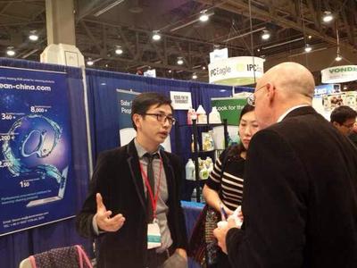 積極進(jìn)行海外宣傳，邀請(qǐng)海外專業(yè)買家